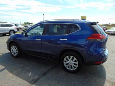 2017 Nissan Rogue, $6995. Photo 3