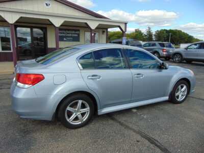 2012 Subaru Legacy, $5995. Photo 2