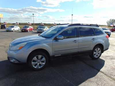 2012 Subaru Outback, $6495. Photo 5