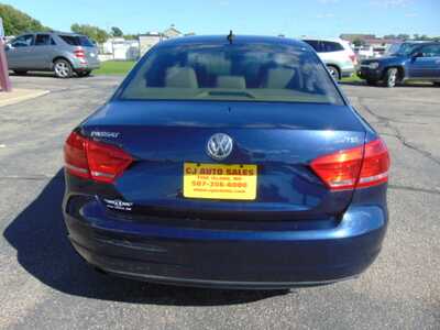2015 Volkswagen Passat, $2995. Photo 3
