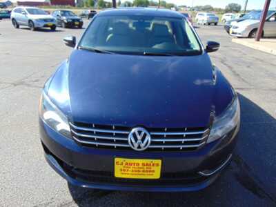 2015 Volkswagen Passat, $2995. Photo 6