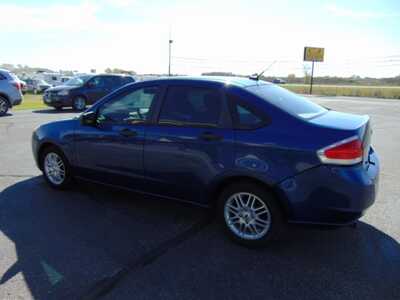 2009 Ford Focus, $3495. Photo 4