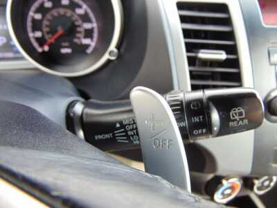 2011 Mitsubishi Outlander, $2995. Photo 12