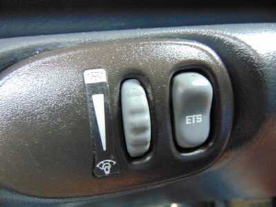 2000 Pontiac Sunfire, $8995. Photo 10