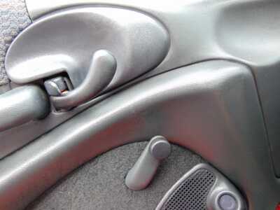 2000 Pontiac Sunfire, $8995. Photo 11
