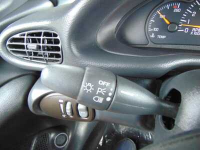 2000 Pontiac Sunfire, $8995. Photo 8