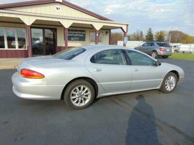 2002 Chrysler Concorde, $4995. Photo 2