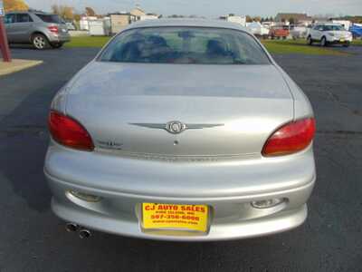 2002 Chrysler Concorde, $4995. Photo 3