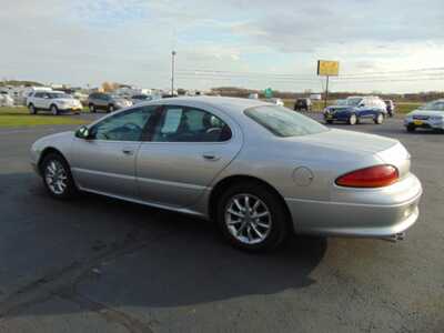 2002 Chrysler Concorde, $4995. Photo 4