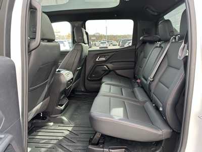 2024 Chevrolet 1500 Crew Cab, $86965.0. Photo 6