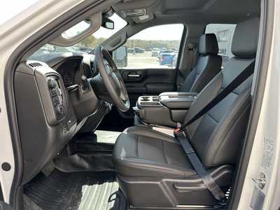 2024 Chevrolet 3500 Crew Cab, $69999.0. Photo 4