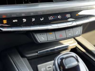 2025 Cadillac XT4, $48115. Photo 11