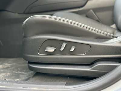 2025 Cadillac XT6, $58040.0. Photo 5