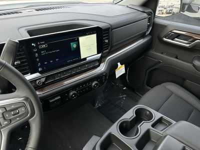 2025 Chevrolet 1500 Crew Cab, $48795. Photo 8