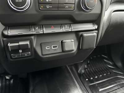 2024 Chevrolet 3500 Crew Cab, $69999.0. Photo 11