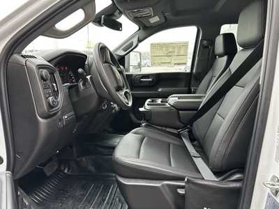 2024 Chevrolet 3500 Crew Cab, $69999.0. Photo 4