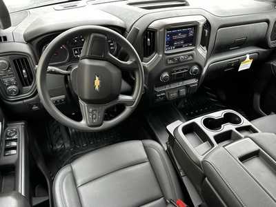 2024 Chevrolet 3500 Crew Cab, $69999.0. Photo 6