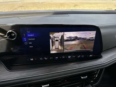2025 Chevrolet Suburban, $81180.0. Photo 3