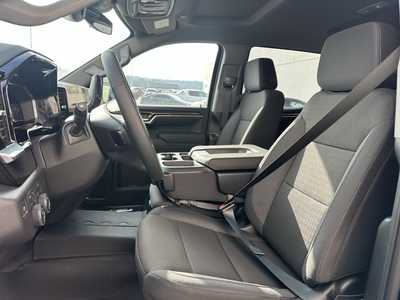 2025 Chevrolet 1500 Crew Cab, $62249.0. Photo 4