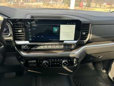 2025 Chevrolet 1500 Crew Cab, $62249.0. Photo 7