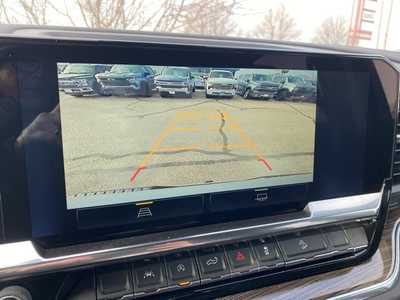 2025 Chevrolet 1500 Crew Cab, $53870.0. Photo 3