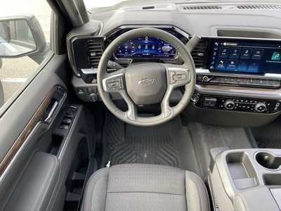 2025 Chevrolet 1500 Crew Cab, $53870.0. Photo 8