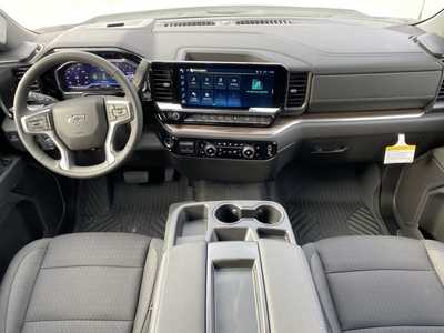 2025 Chevrolet 1500 Crew Cab, $53870.0. Photo 9