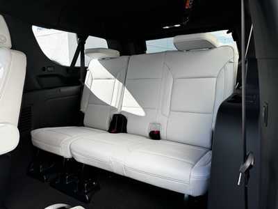 2025 Chevrolet Suburban, $77499.0. Photo 6