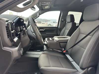 2025 Chevrolet 1500 Ext Cab, $50970. Photo 4