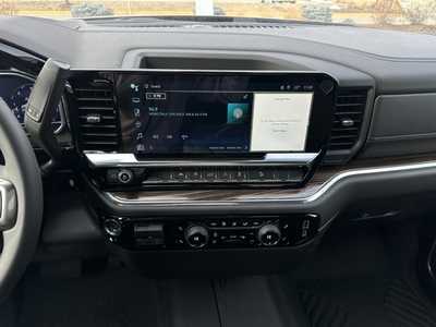 2025 Chevrolet 1500 Ext Cab, $50970. Photo 7