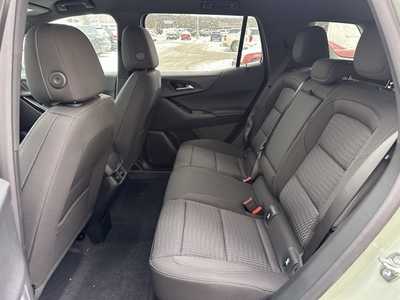 2025 Chevrolet Equinox, $28999. Photo 5