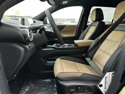 2025 Chevrolet Equinox, $36430.0. Photo 4