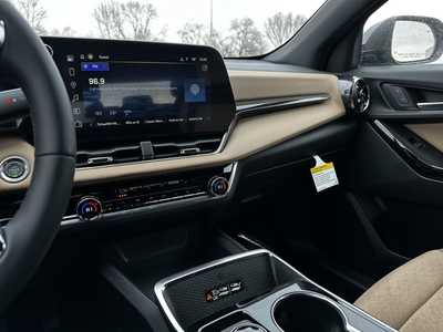 2025 Chevrolet Equinox, $36430.0. Photo 8