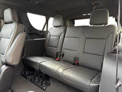 2025 Chevrolet Suburban, $80185.0. Photo 7