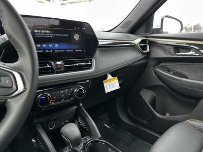 2025 Chevrolet TrailBlazer, $28390.0. Photo 8