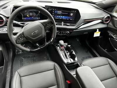 2025 Chevrolet Trax, $26585.0. Photo 6