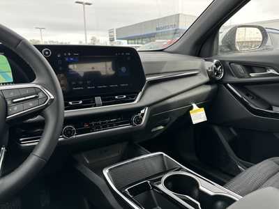 2025 Chevrolet Equinox, $31999.0. Photo 9