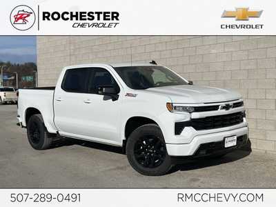 2025 Chevrolet 1500 Crew Cab, $54870.0. Photo 1