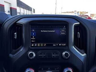 2019 GMC 1500 Crew Cab, $33699. Photo 3