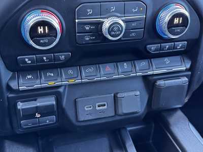 2019 GMC 1500 Crew Cab, $33699. Photo 7