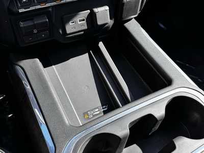2019 GMC 1500 Crew Cab, $33699. Photo 8