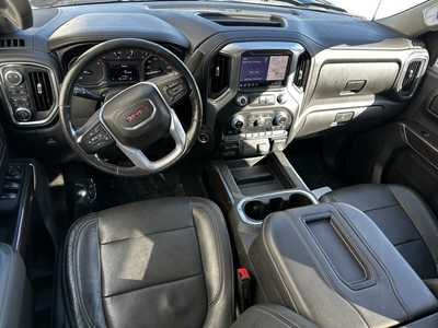 2019 GMC 1500 Crew Cab, $29999. Photo 6