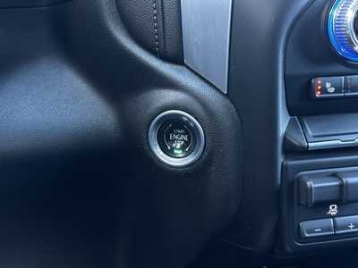 2019 GMC 1500 Crew Cab, $29999. Photo 9