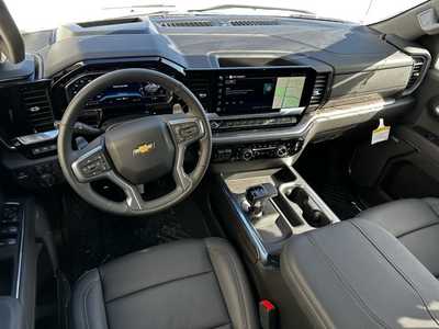2025 Chevrolet 1500 Crew Cab, $63875.0. Photo 6