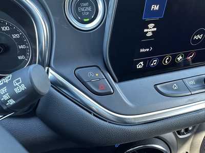 2025 Chevrolet Blazer, $41020. Photo 10