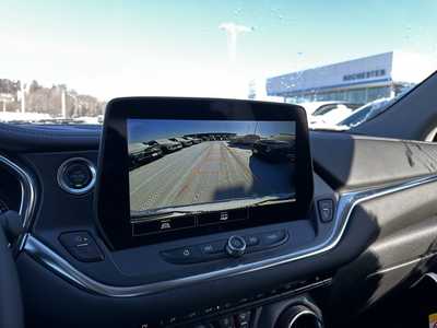 2025 Chevrolet Blazer, $41020. Photo 4