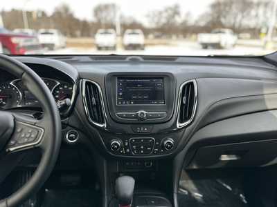 2023 Chevrolet Equinox, $27998. Photo 7