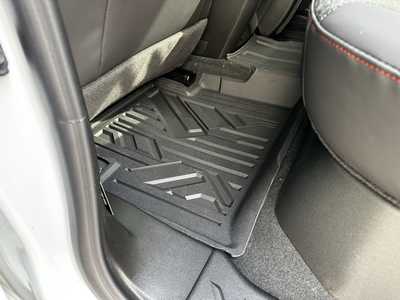 2025 Chevrolet Colorado Crew Cab, $43999.0. Photo 7