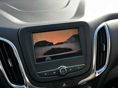 2021 Chevrolet Equinox, $20690. Photo 3