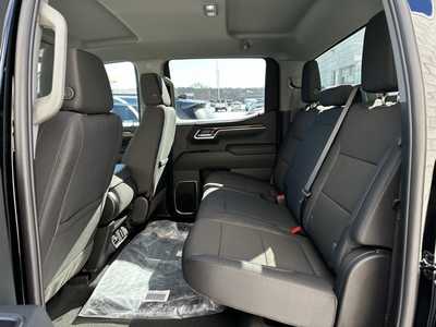 2025 Chevrolet 1500 Crew Cab, $50295. Photo 5
